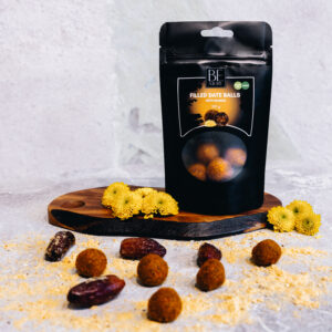 Filled date balls with mango 100 gr