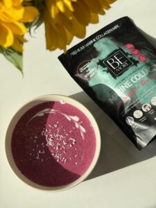 Smoothie bowl with collagen