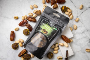 Täidetud datlipallid pistaatsiaga 100g