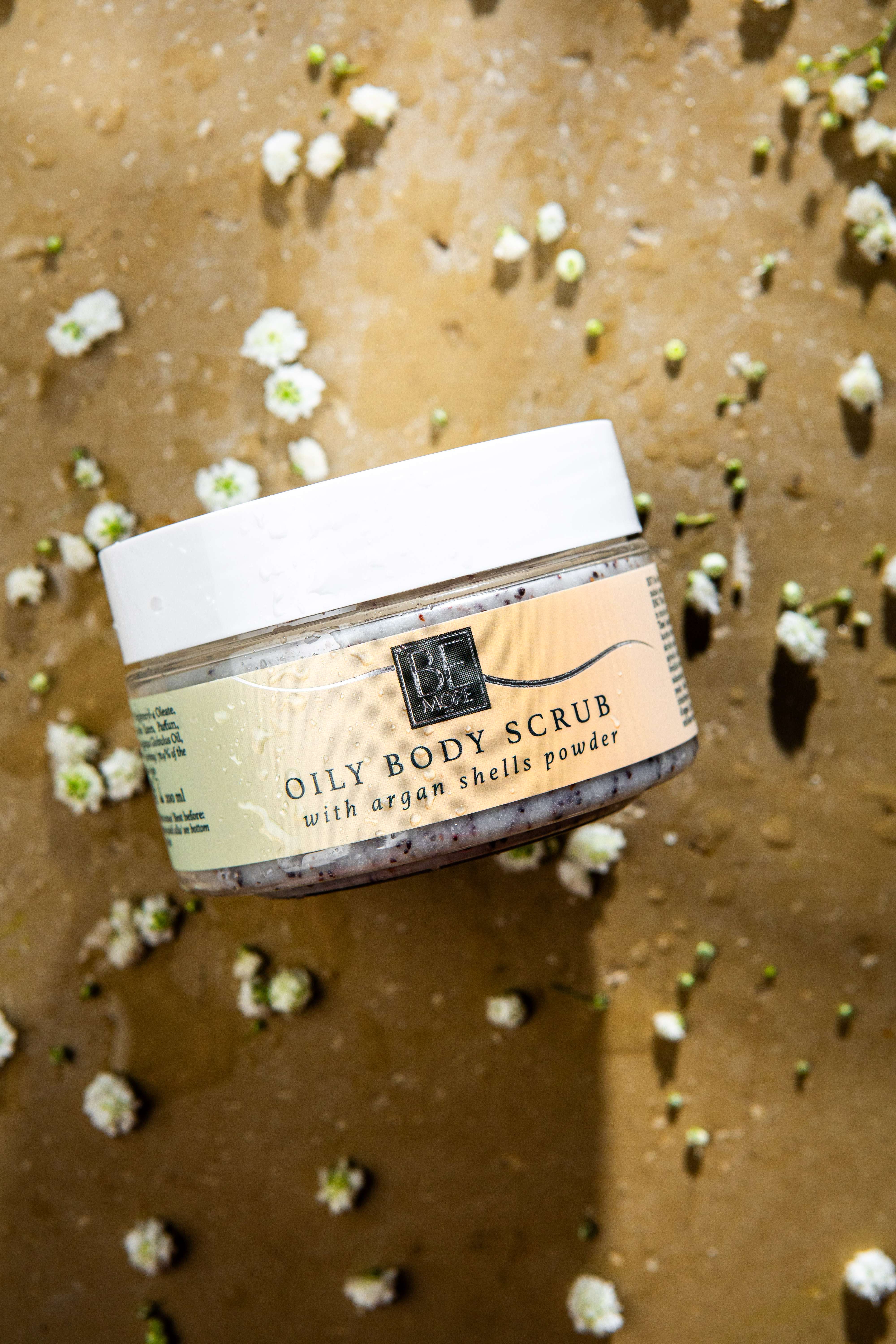 Oily body scrub with argan shells powder 200ml