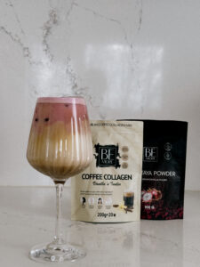 Kevade kuulutaja: Kollageeniga rikastatud roosamanna latte